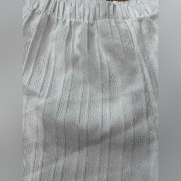 SHEIN Textured Two Piece Bundle - Picture 4 of 8